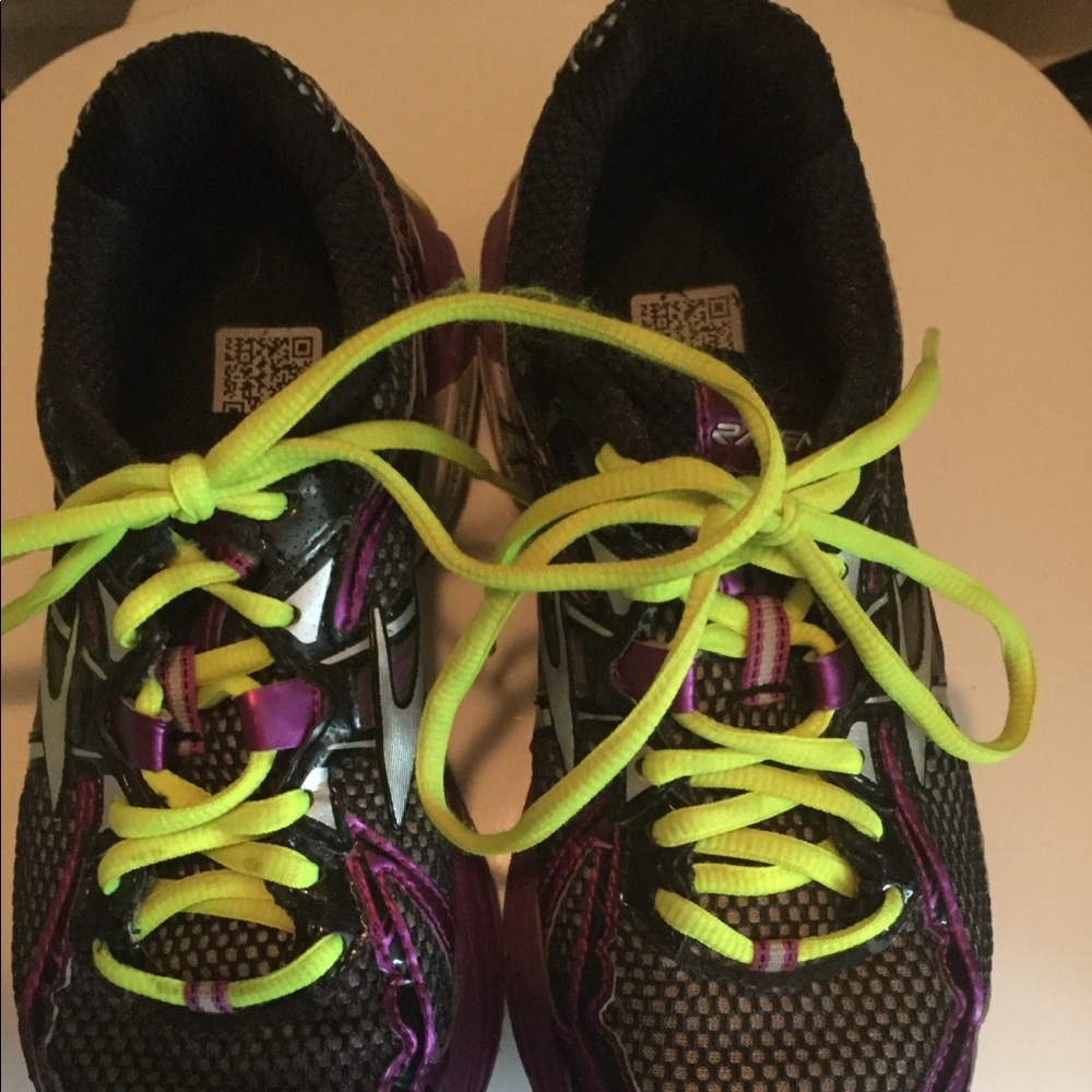 Brooks athletic shoes